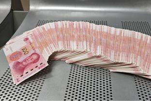 表现很不错！齐麟17中12&三分10中5轰全队最高的29分